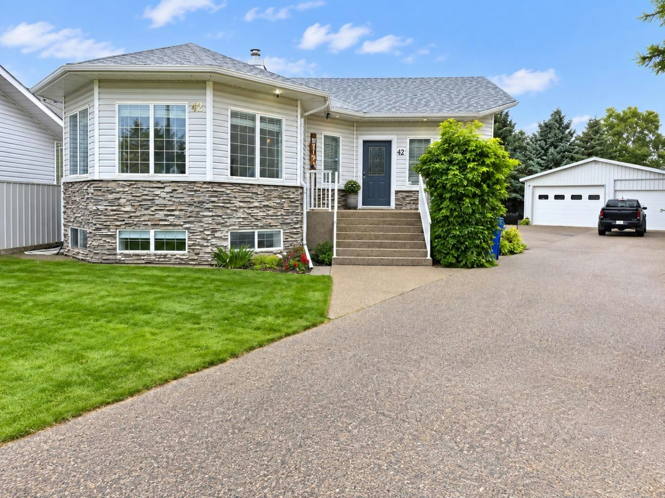 42 Staffordville Crescent N, Lethbridge, AB, T1H 5R2