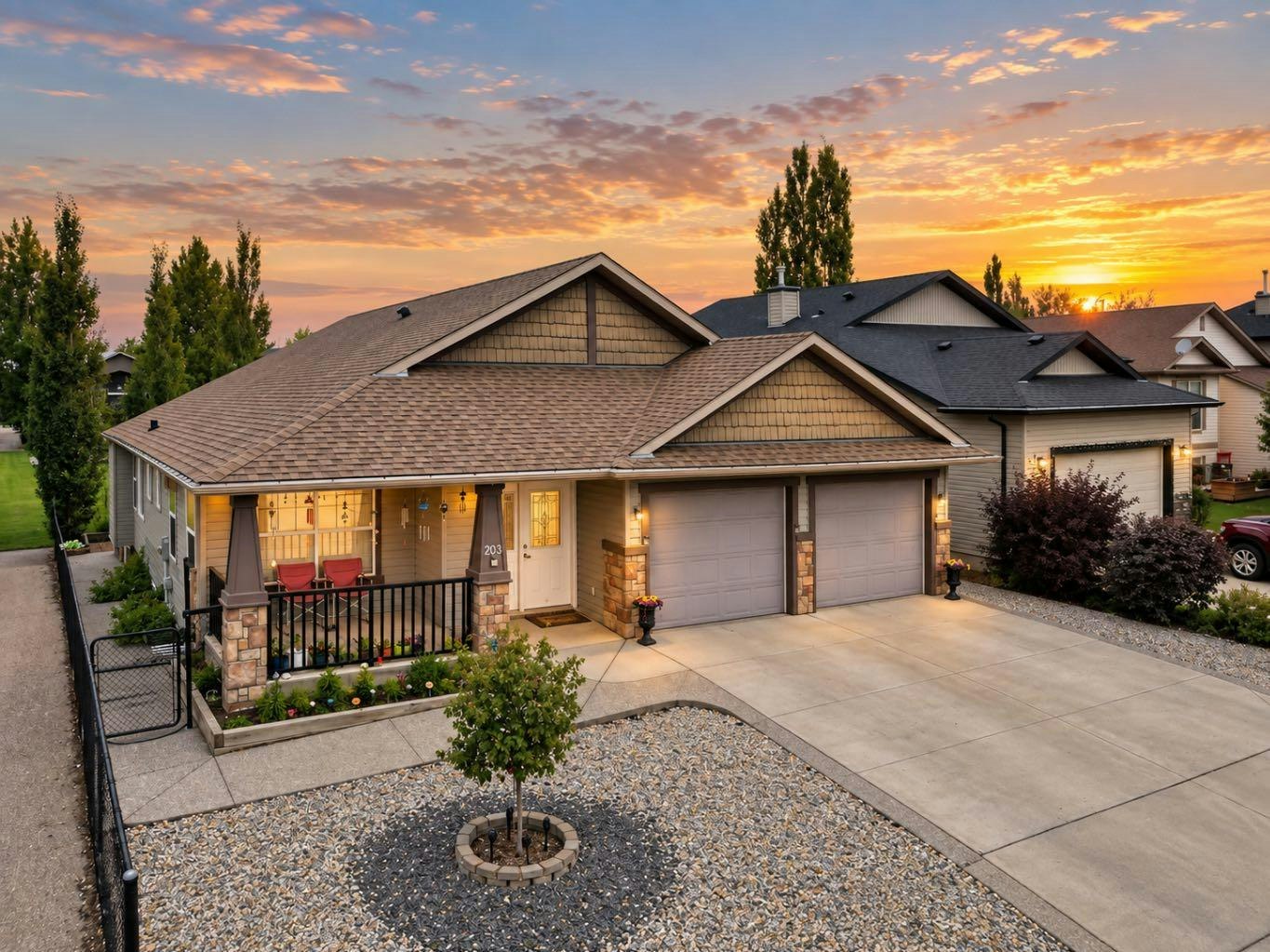 203 Hillcrest Boulevard, Strathmore, AB, T1P 0A3