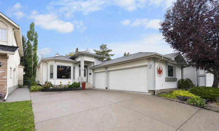 190 Woodpark Circle SW