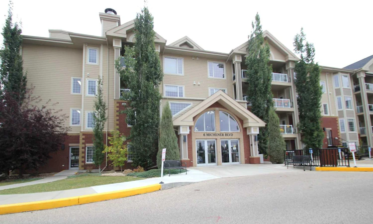 114-6 Michener Boulevard