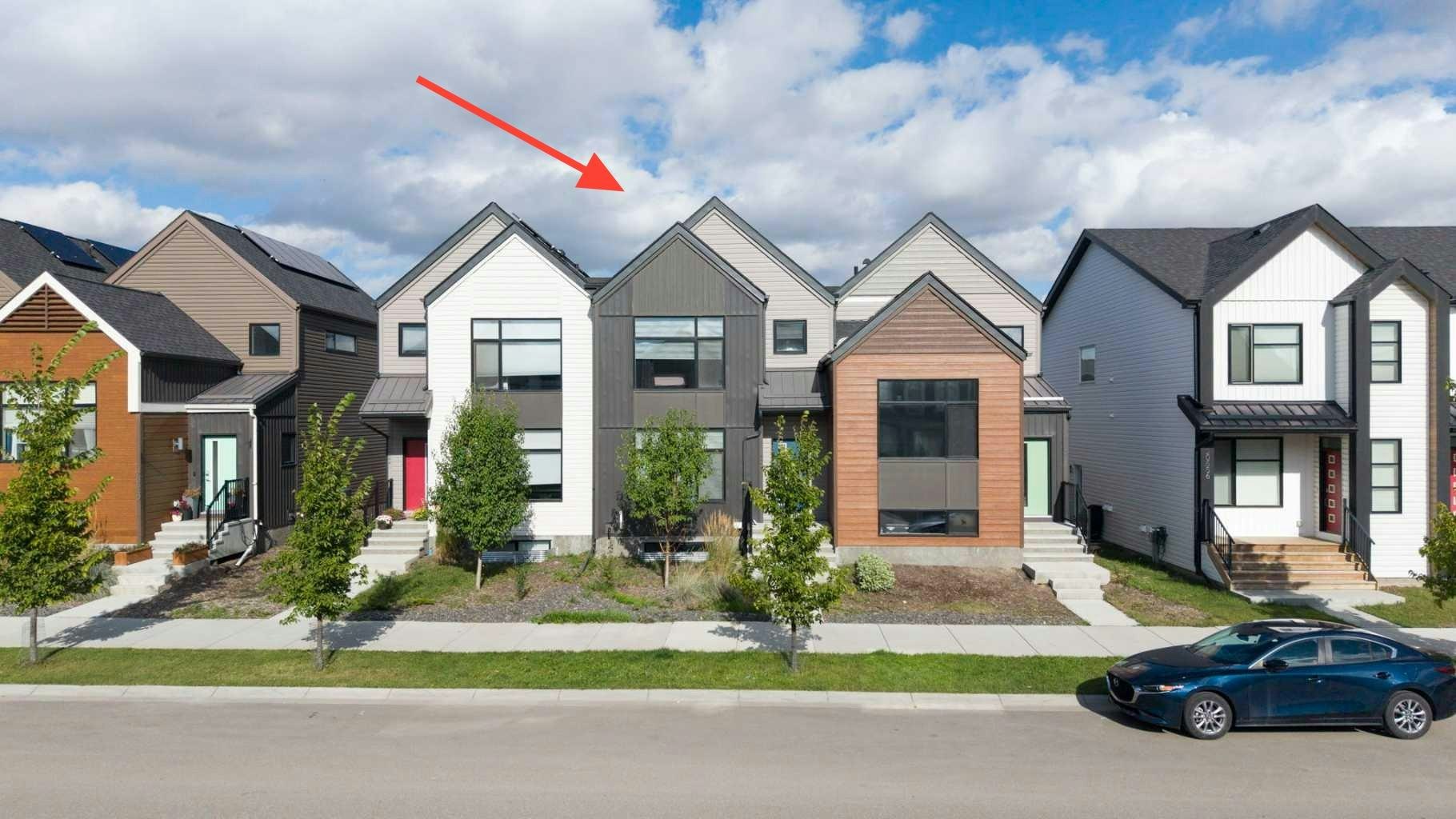 20548 Main Street, Calgary, AB, T3M 3E9