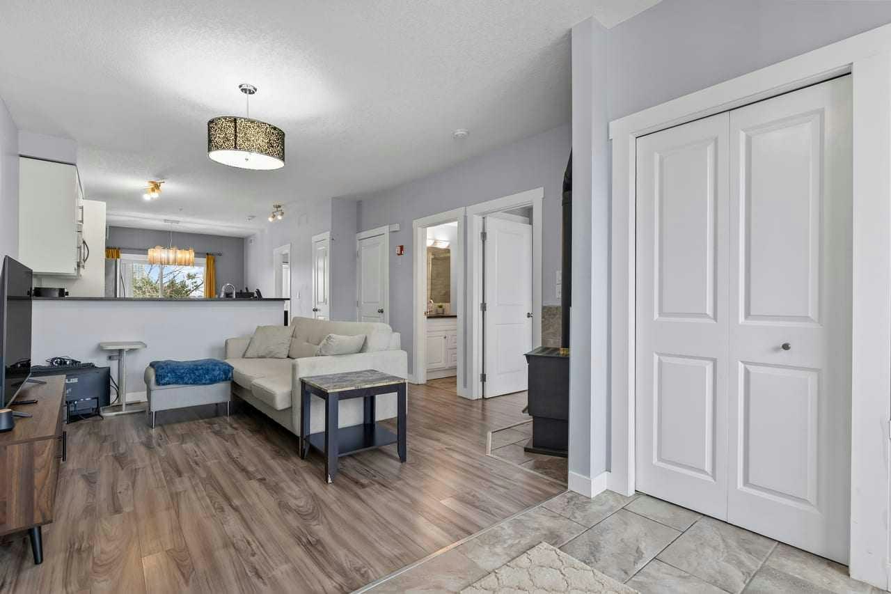 304-1540 17 Avenue SW, Calgary, AB, T2T 0C8
