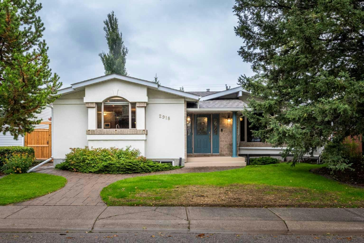 2918 Lathom Crescent SW, Calgary, AB, T3E 5W7