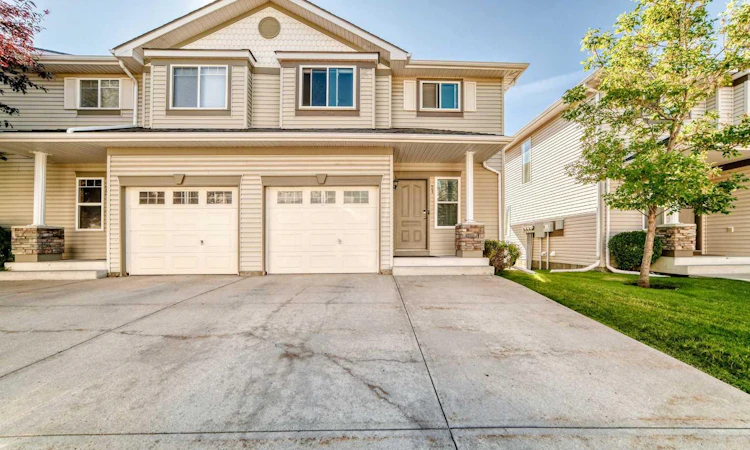 21 Rocky Vista Circle NW