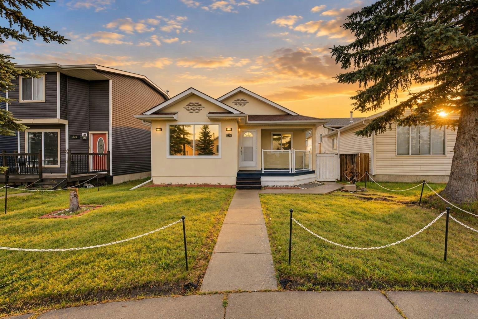 228 Taradale Close NE, Calgary, AB, T3J 3E6