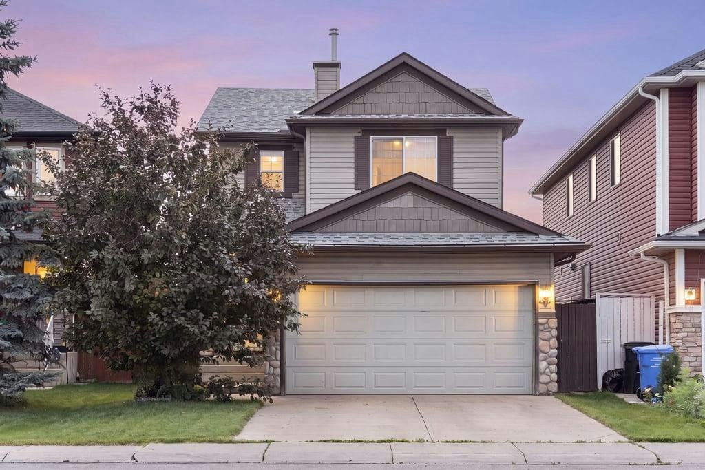 13 Saddlecrest Green NE, Calgary, AB, T3J 5N4