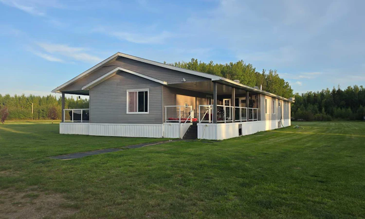 721056 Rge Rd 164
