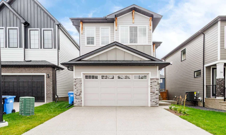 24 Aspen Woods Park SW