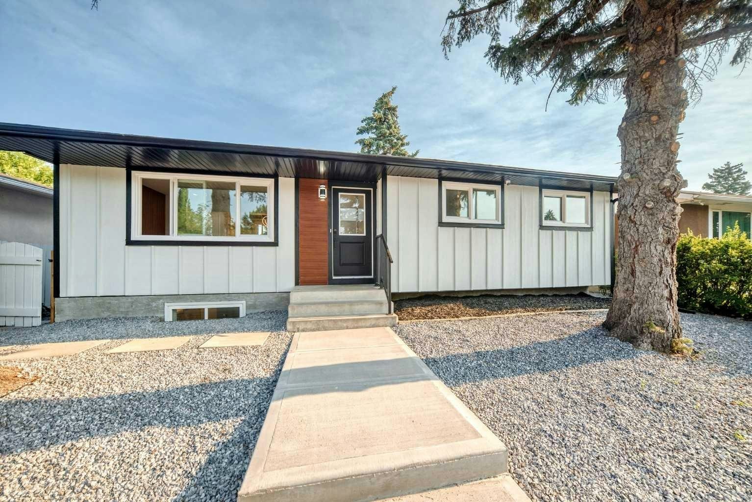 808 Avonlea Place SE, Calgary, AB, T2H 1W3