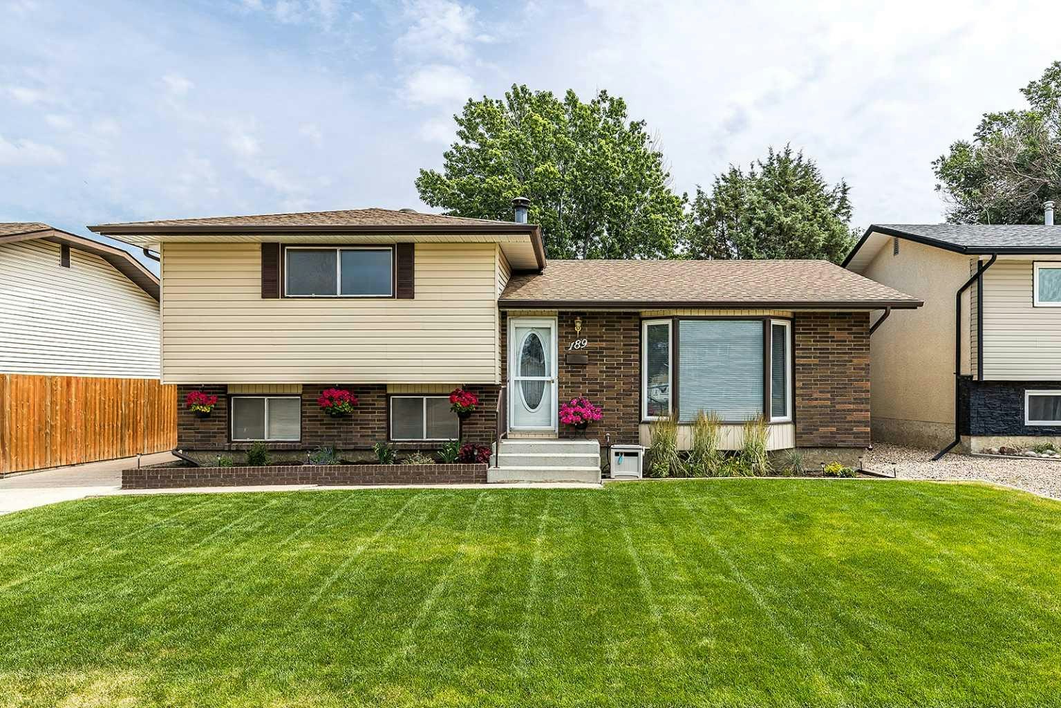 189 Hull Crescent NE, Medicine Hat, AB, T1C 1C9