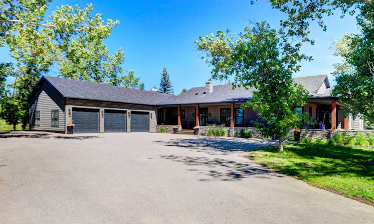566 Pine Creek Ridge