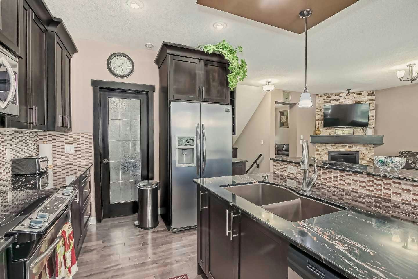 1540 Panatella Boulevard NW, Calgary, AB, T3K 0W3 - 4
