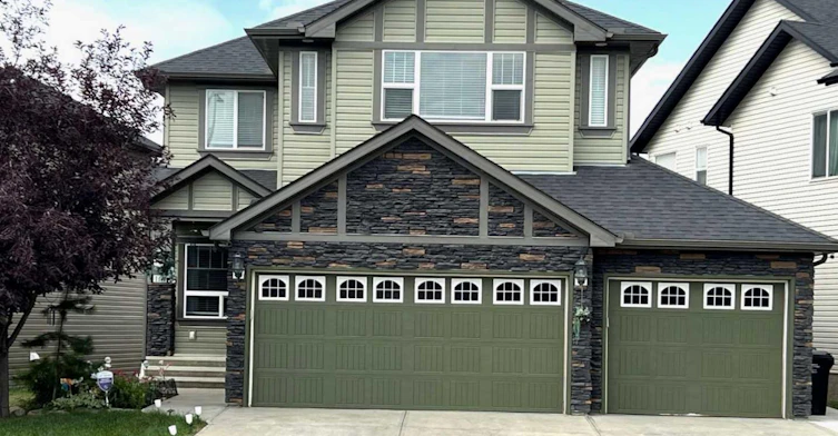 1540 Panatella Boulevard NW, Calgary, AB, T3K 0W3