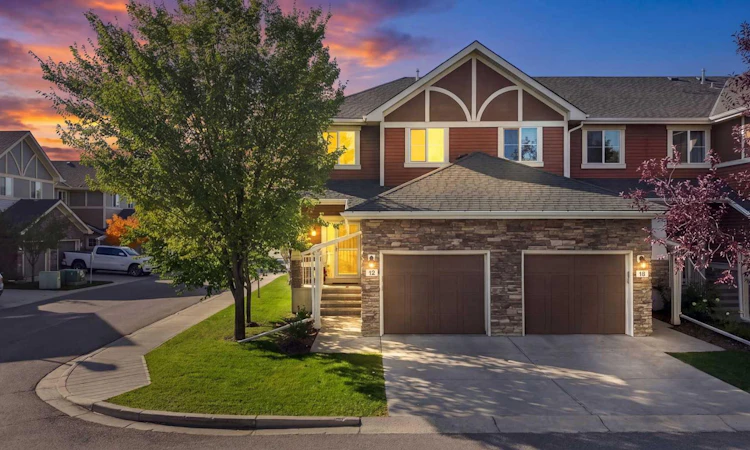 12-351 Monteith Drive SE