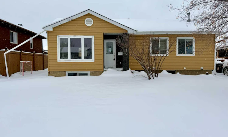 125 Becker Crescent