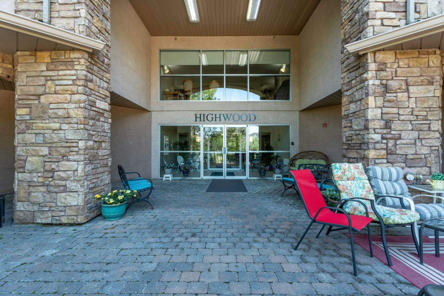 305-500 7 Street NW, High River, AB, T1V 1T6