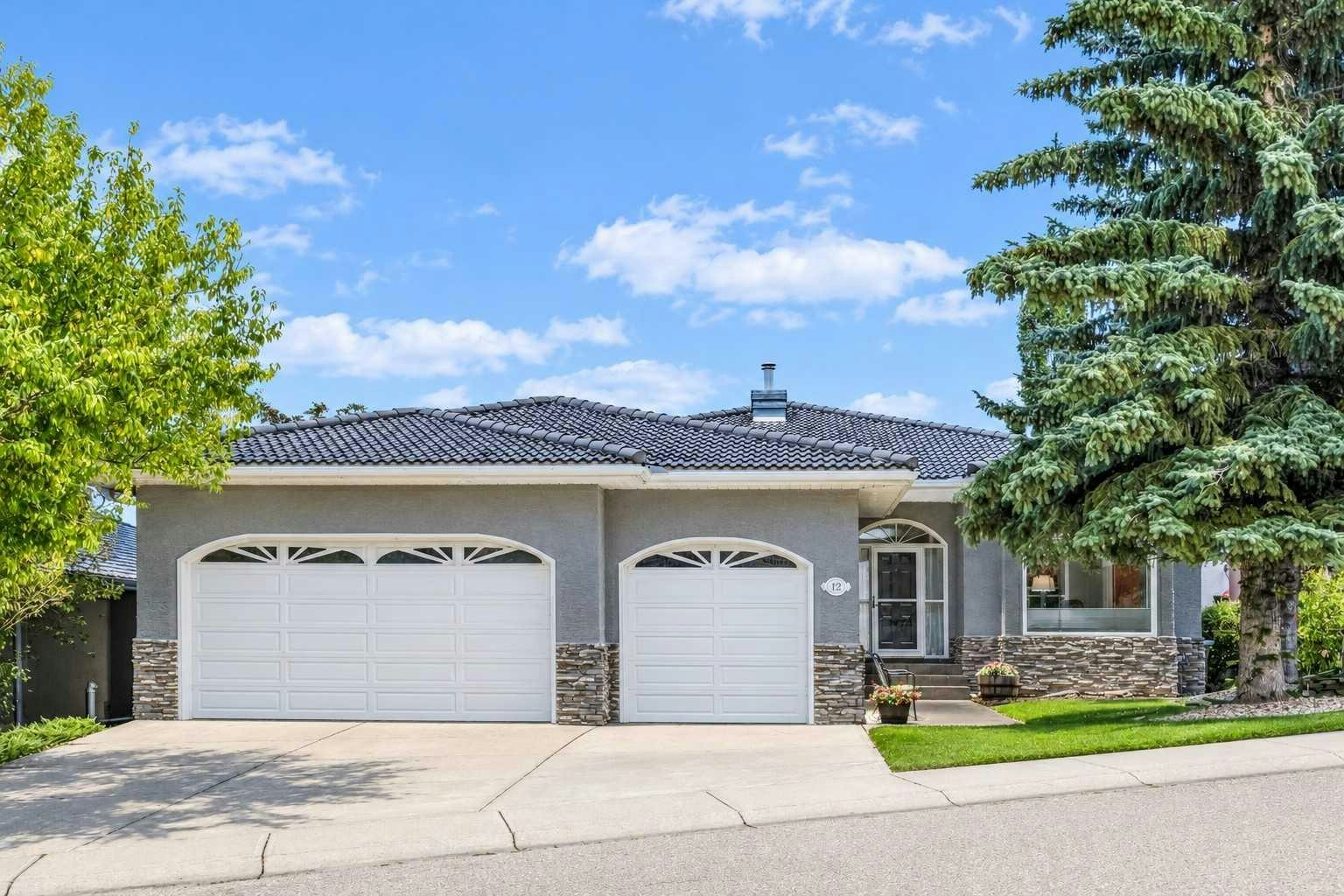 12 Patina Hill SW, Calgary, AB, T3H 2C7
