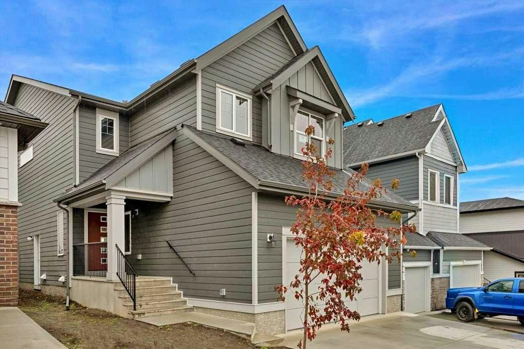 75 Versant Rise SW, Calgary, AB, T2Y 0Z1