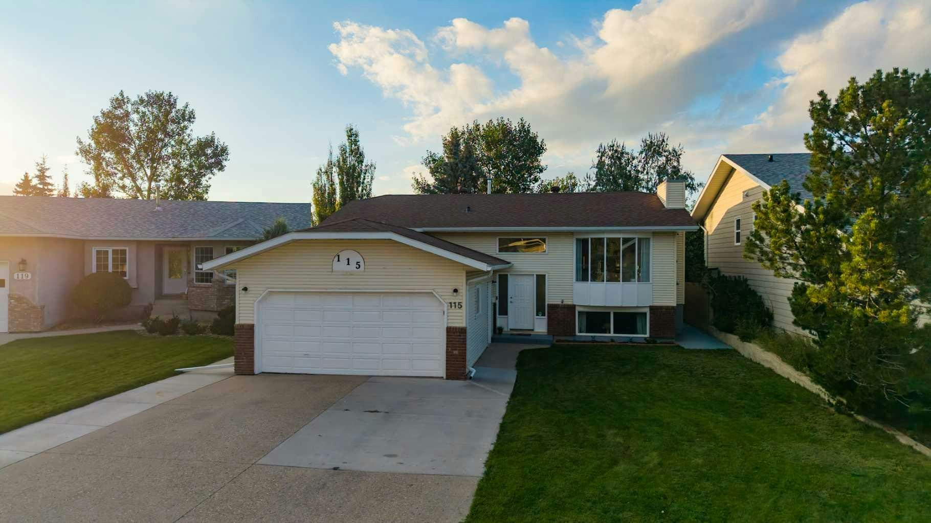 115 Mt. Crandell Cres W, Lethbridge, AB, T1K 6L7