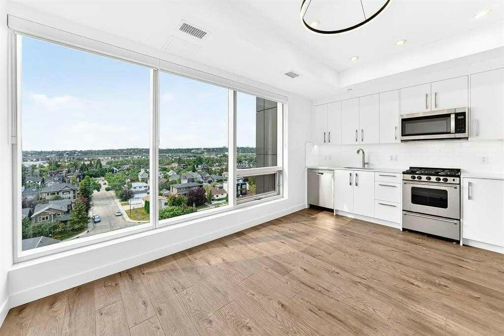 826-110 18a Street NW, Calgary, AB, T2N 5G5 - 2
