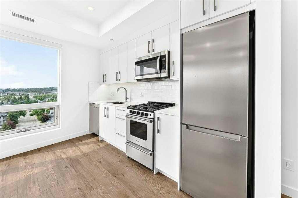 826-110 18a Street NW, Calgary, AB, T2N 5G5 - 8