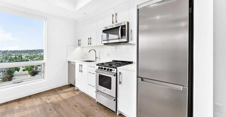 826-110 18a Street NW, Calgary, AB, T2N 5G5 - 8