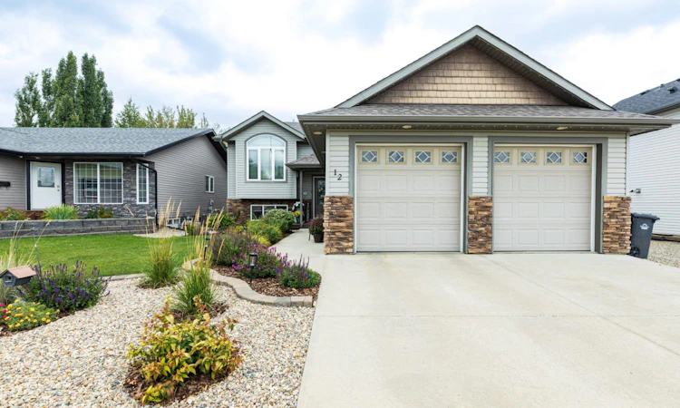 12 Aspen Heights Way