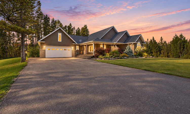 312 Westwood Close