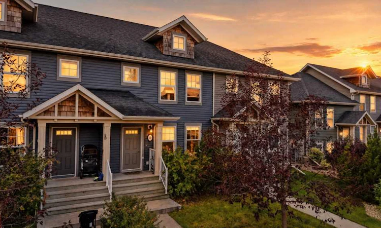 10 Rafferty Court