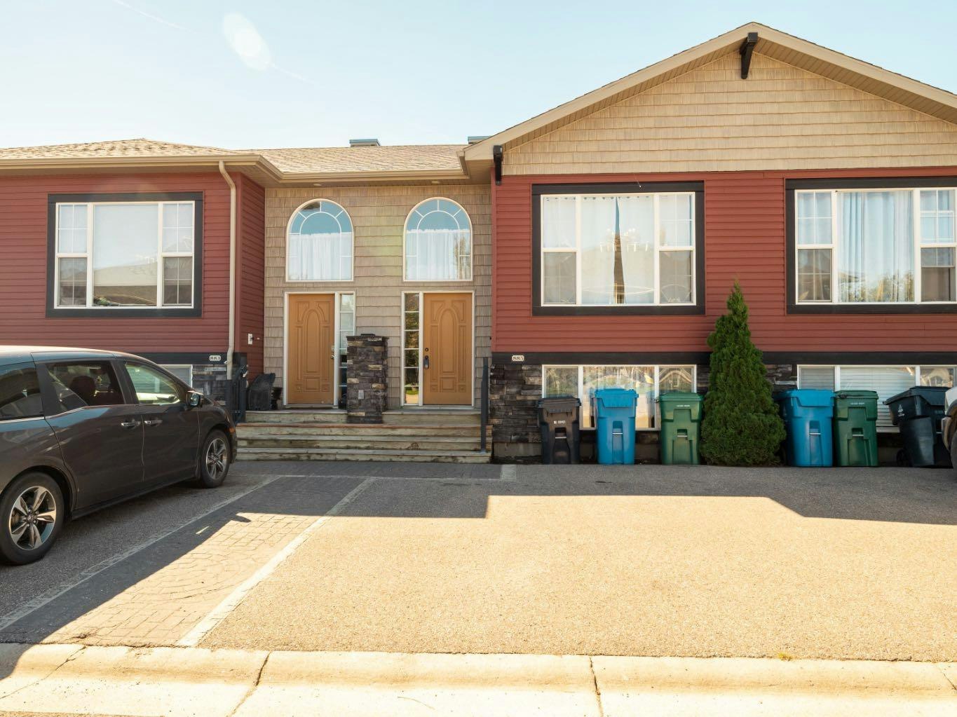 885 Mount Sundance Manor W, Lethbridge, AB, T1J 1X7