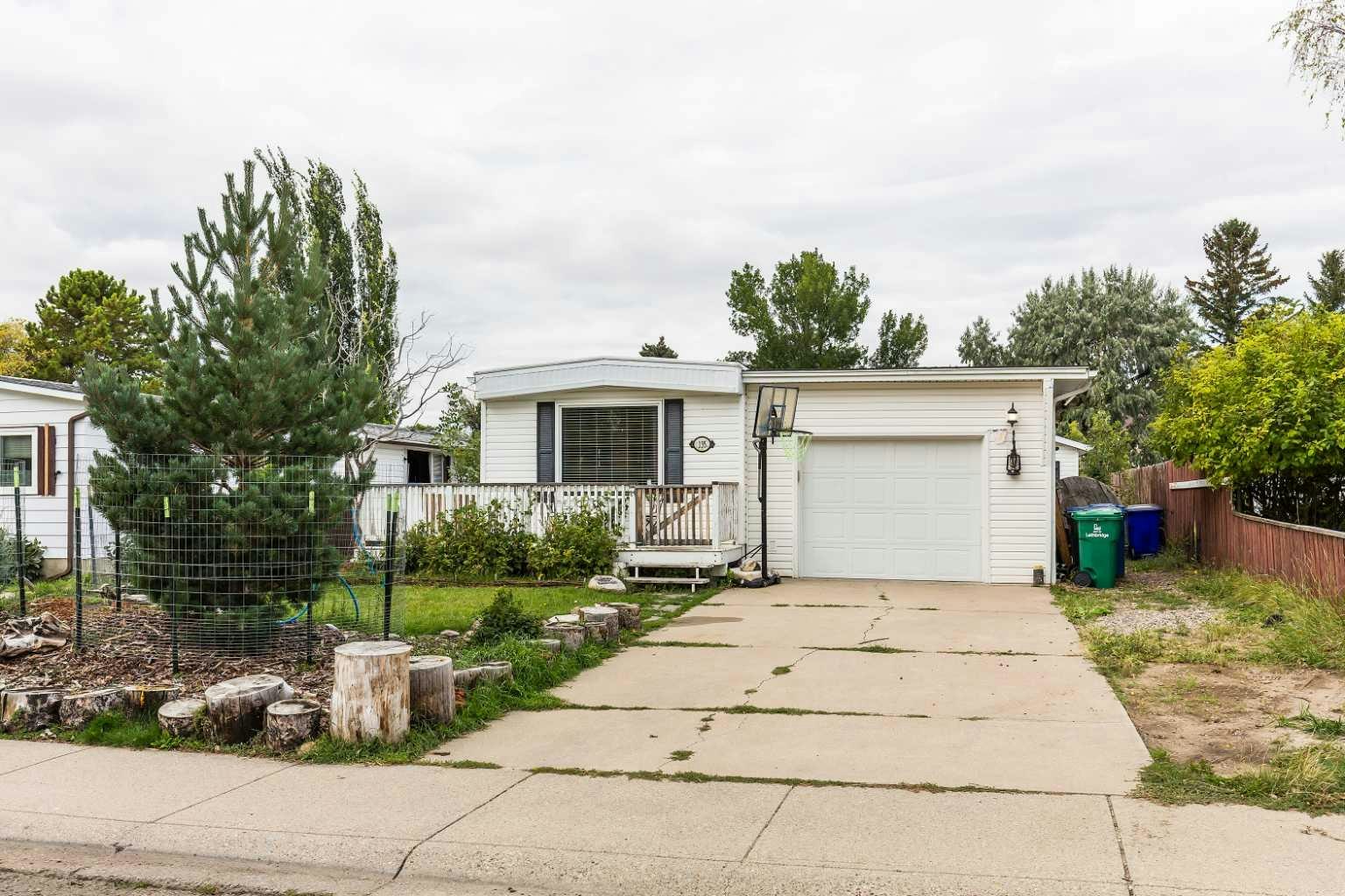 135 Dalhousie Court W, Lethbridge, AB, T1K 4C8