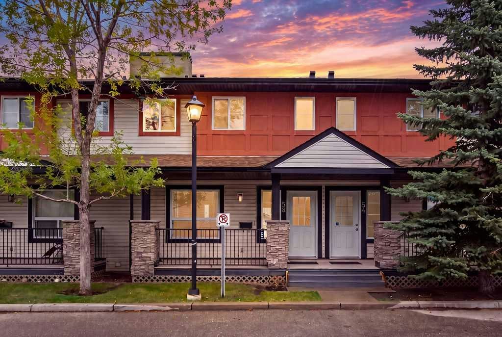 58 Eversyde Common SW, Calgary, AB, T2Y 4Z7