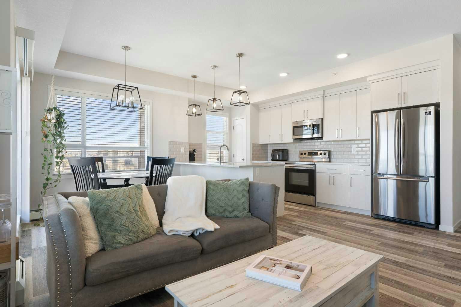 402-300 Harvest Hills Place NE, Calgary, AB, T3K 2P4