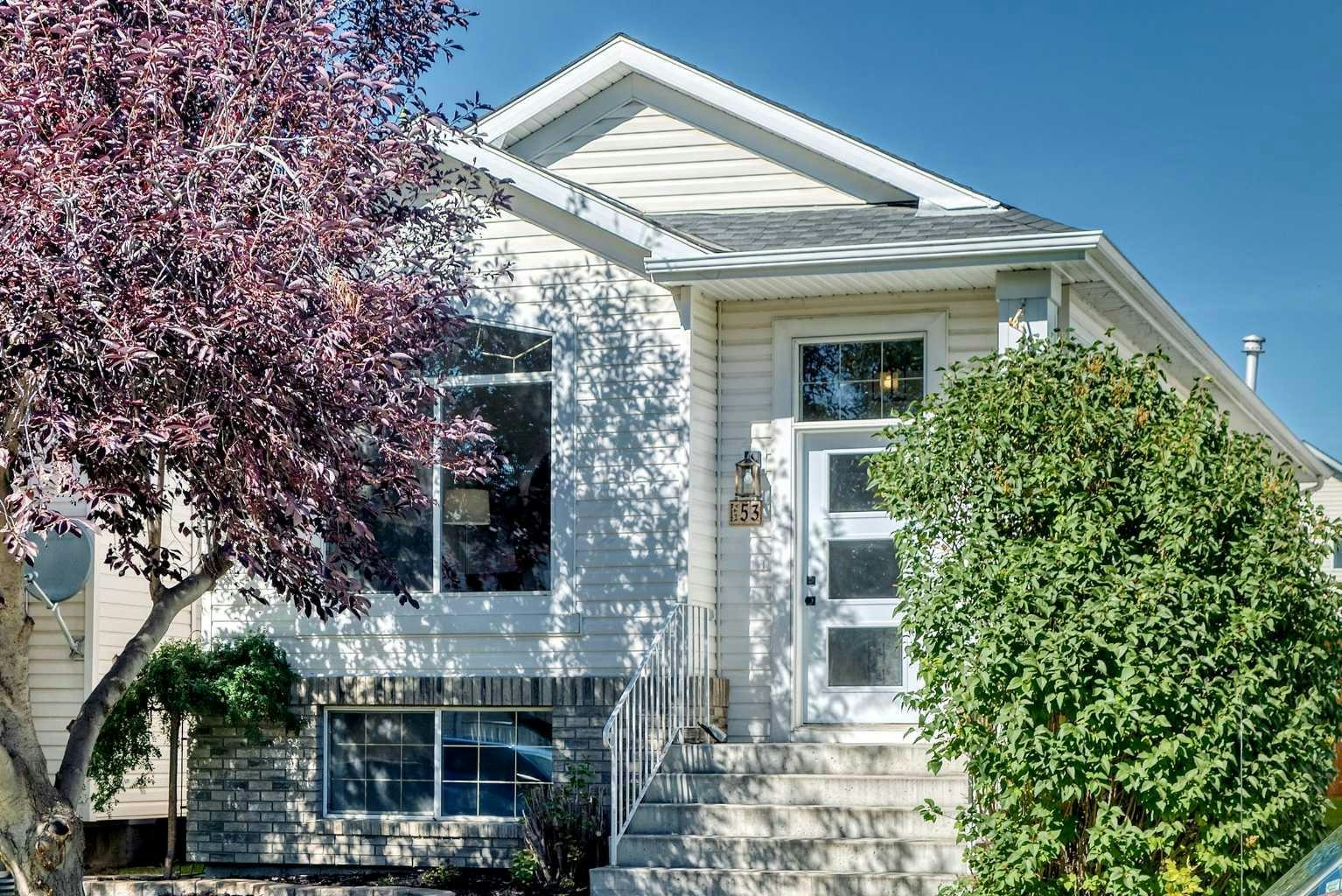 53 Mt Aberdeen Circle SE, Calgary, AB, T2Z 3H1