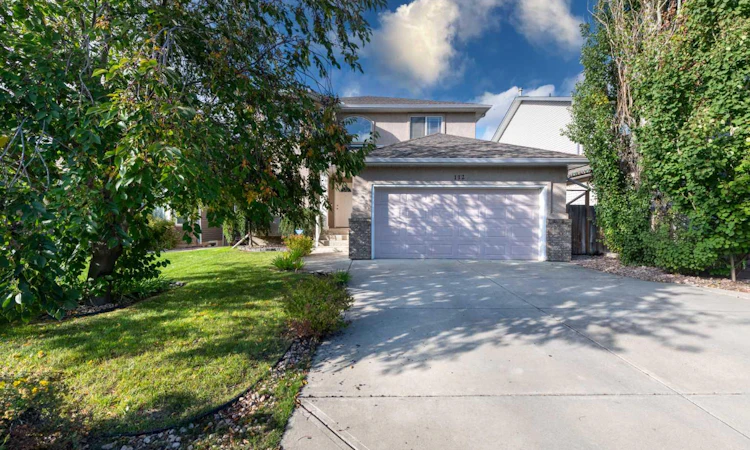 112 Cove Crescent