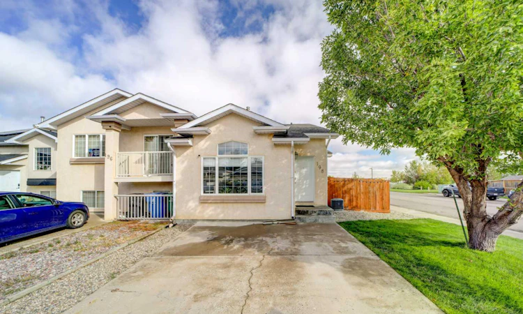 198 Cougar Way N