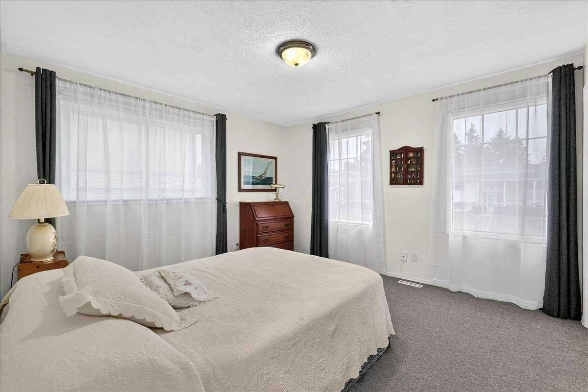 1707 107 Avenue SW, Calgary, AB, T2W 0C3 - 20