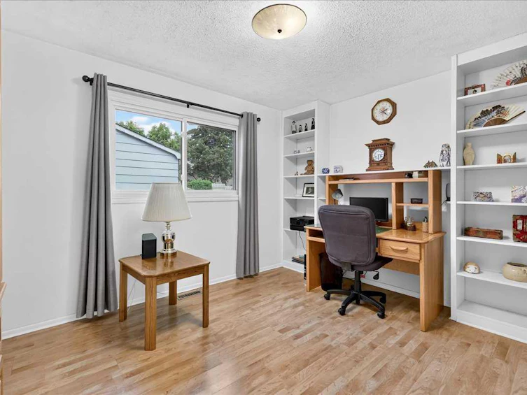 1707 107 Avenue SW, Calgary, AB, T2W 0C3 - 24