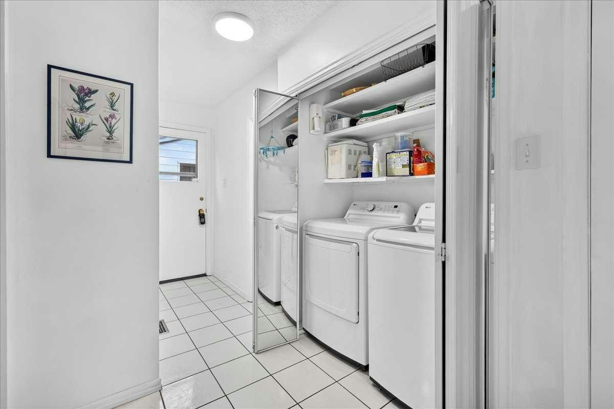 1707 107 Avenue SW, Calgary, AB, T2W 0C3 - 18