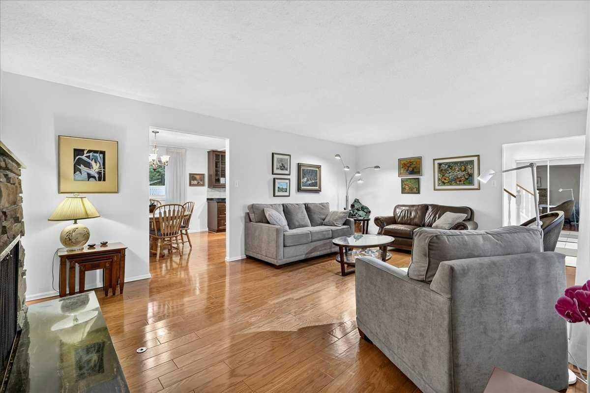 1707 107 Avenue SW, Calgary, AB, T2W 0C3 - 7