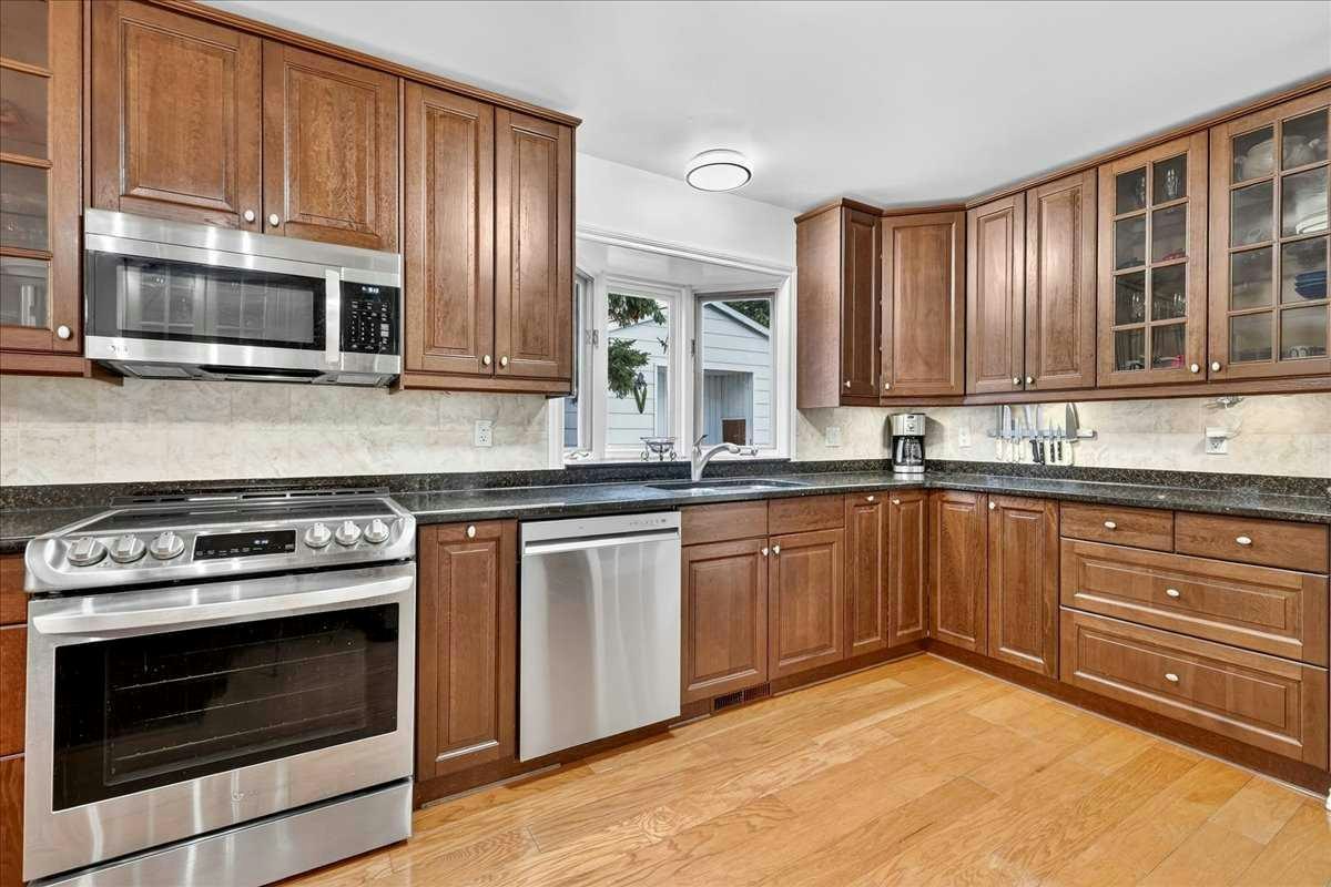 1707 107 Avenue SW, Calgary, AB, T2W 0C3 - 13