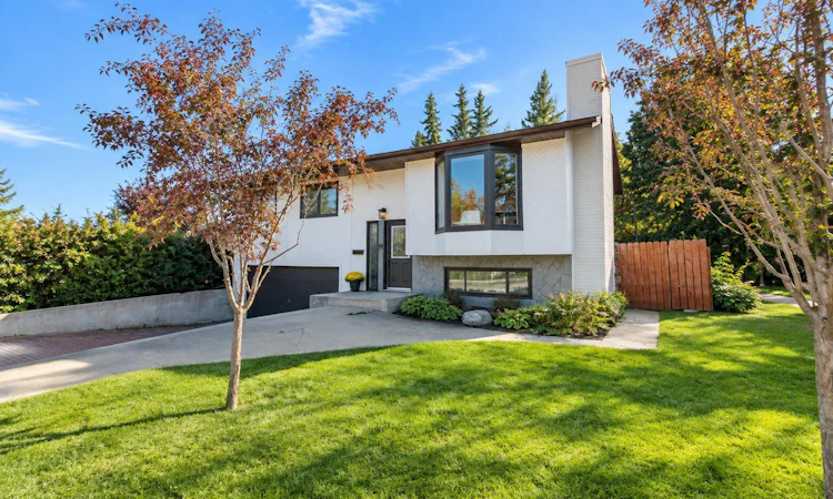 27 Gregson Crescent
