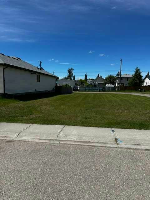 344 Parkview Estates, Strathmore, AB, T1P 1K8