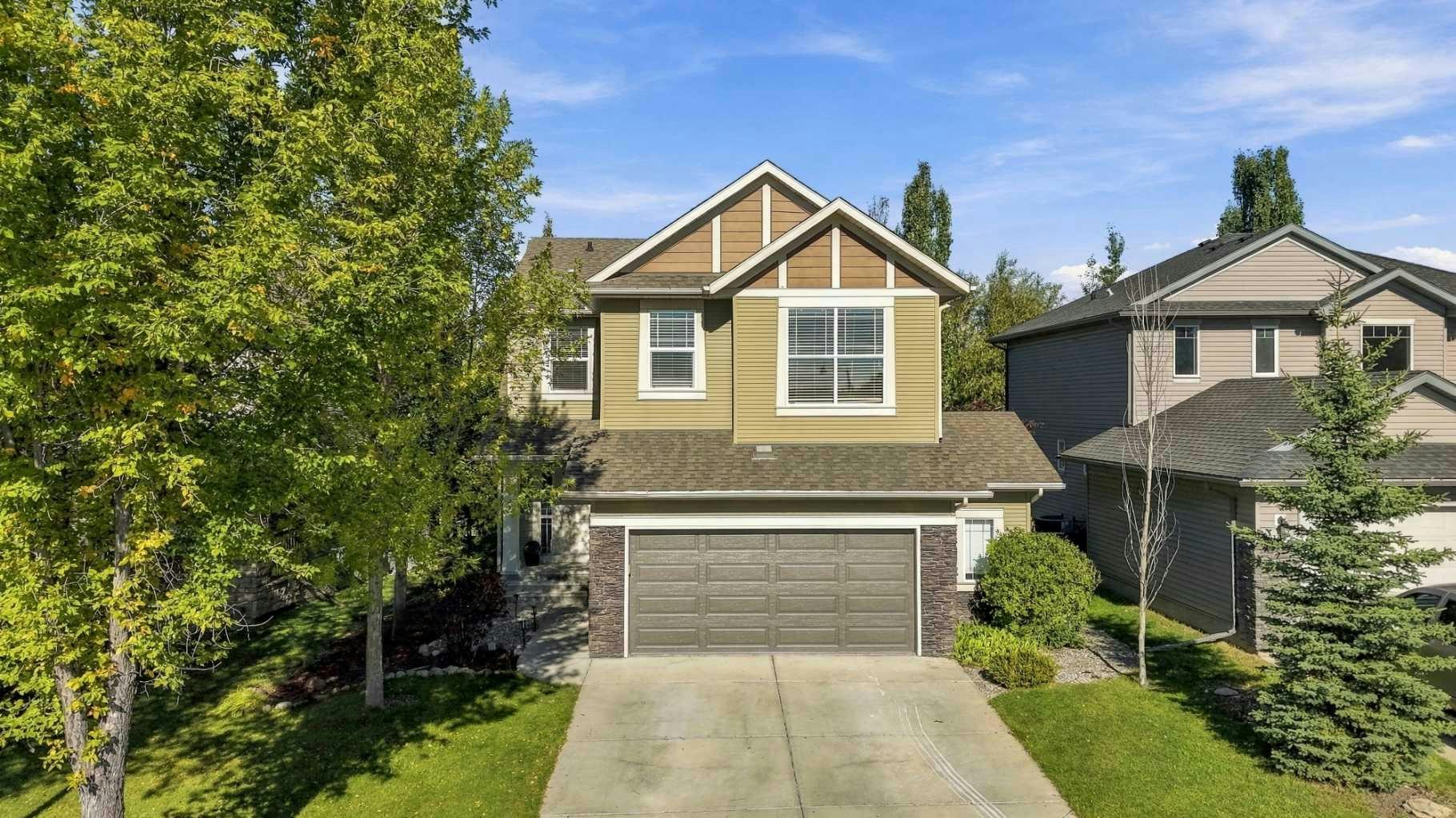 38 Drake Landing Drive, Okotoks, AB, T1S 0B9