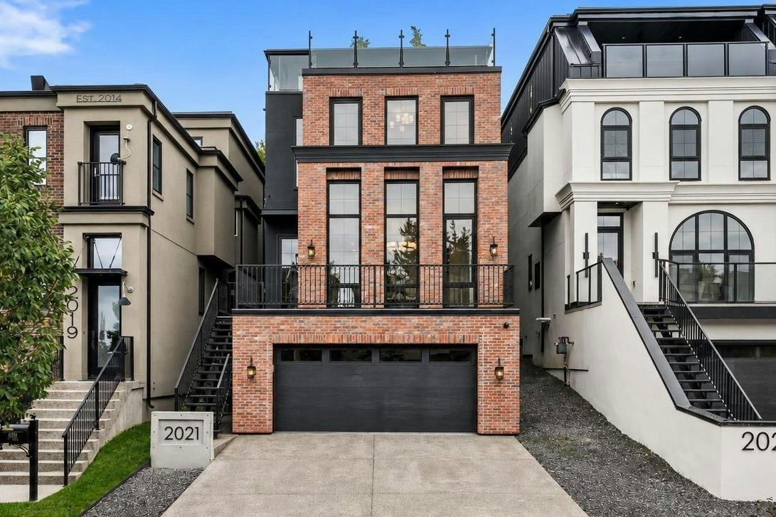 2021 27 Avenue SW, Calgary, AB, T2T 1H6