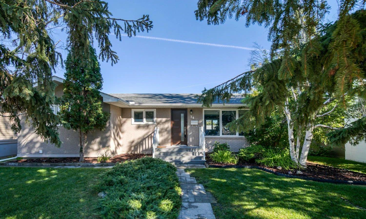 36 Bracebridge Crescent SW