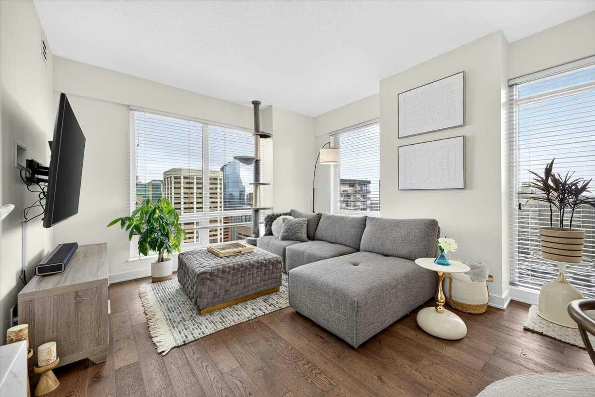 3306-930 6 Avenue SW, Calgary, AB, T2P 1J3
