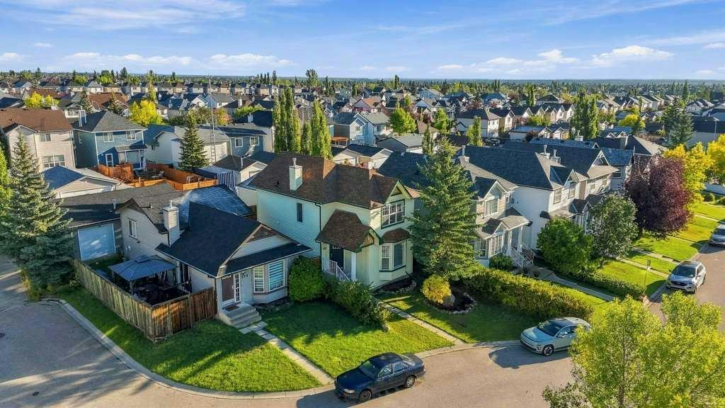 334 Bridlewood Court SW, Calgary, AB, T2Y 3T6