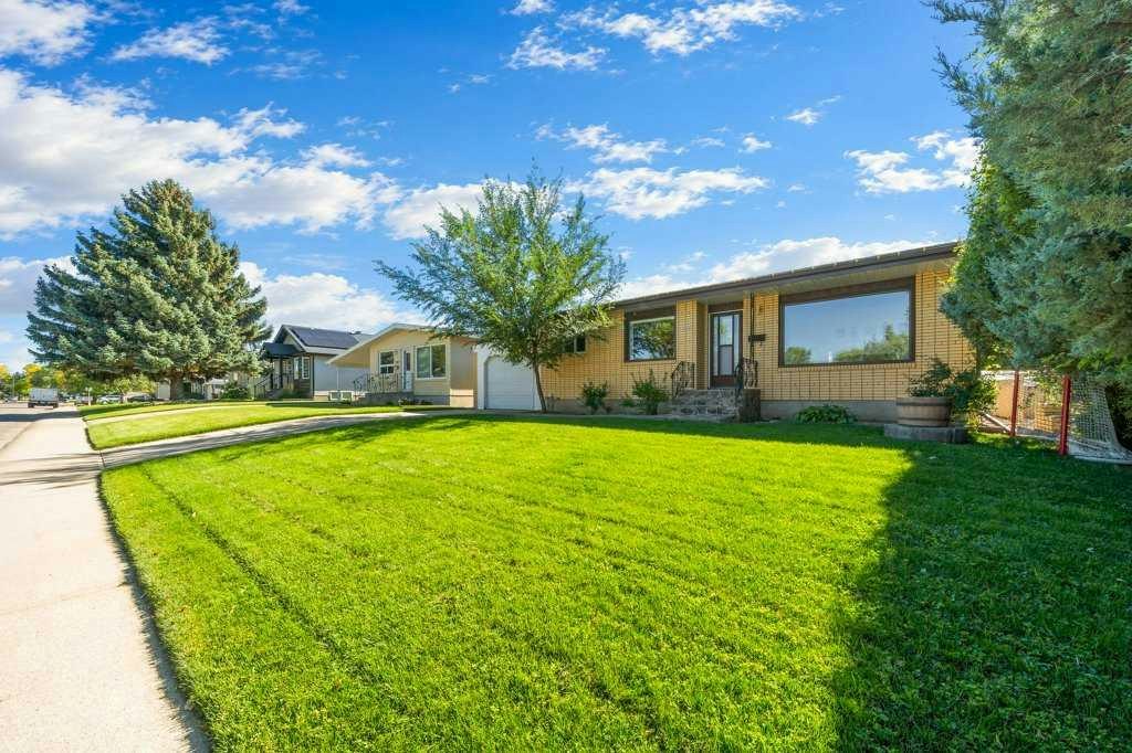 1335 24 Street SE, Medicine Hat, AB, T1A 2E5