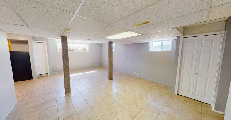 B-9835 100a Avenue, Sexsmith, AB, T0H 3C0 - 3